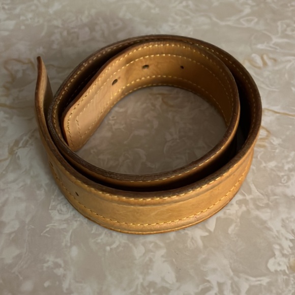 Authentic Louis Vuitton shoulder bag💯 - Picture 9 of 9